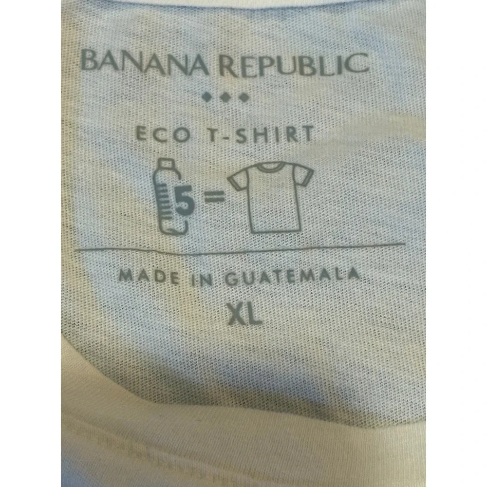 Banana Republic Eco T-Shirt Mens XL White Just Breathe Mountain Graphic Sunset